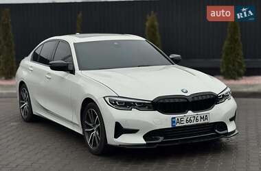 Седан BMW 3 Series 2019 в Львові