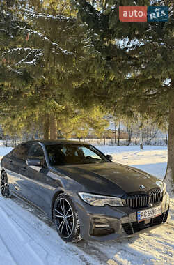 Седан BMW 3 Series 2019 в Белгороде-Днестровском