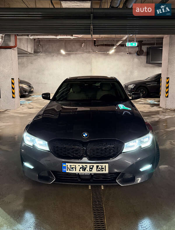 Седан BMW 3 Series 2019 в Киеве