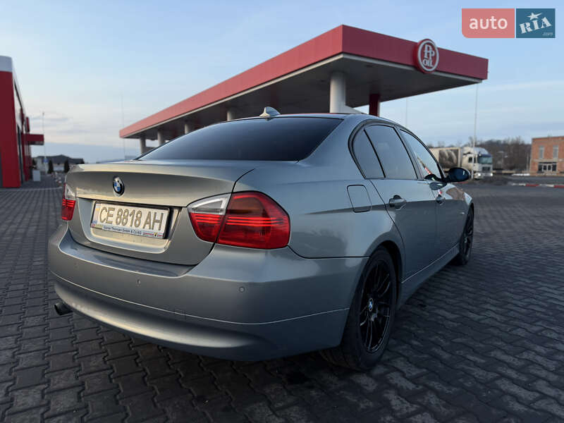 Седан BMW 3 Series 2006 в Черновцах