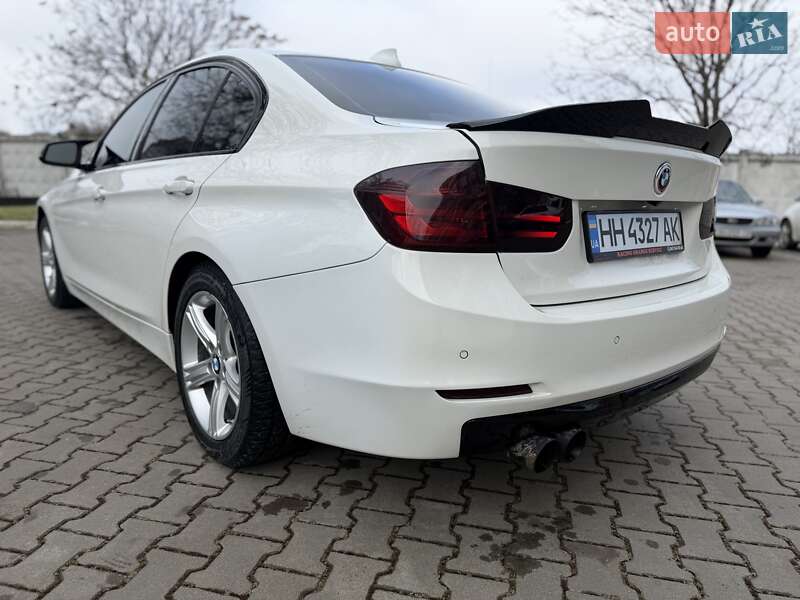 Седан BMW 3 Series 2013 в Одесі