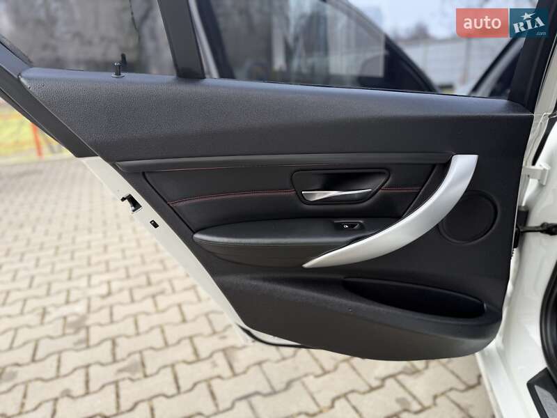 Седан BMW 3 Series 2013 в Одесі