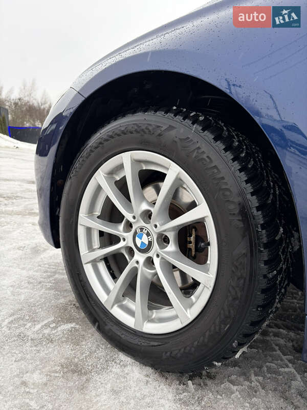 Седан BMW 3 Series 2015 в Фастове