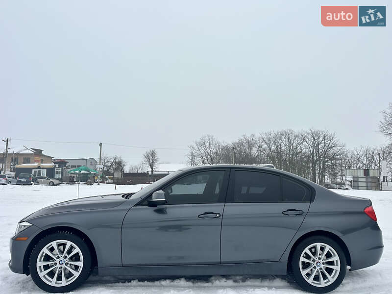 Седан BMW 3 Series 2014 в Умани