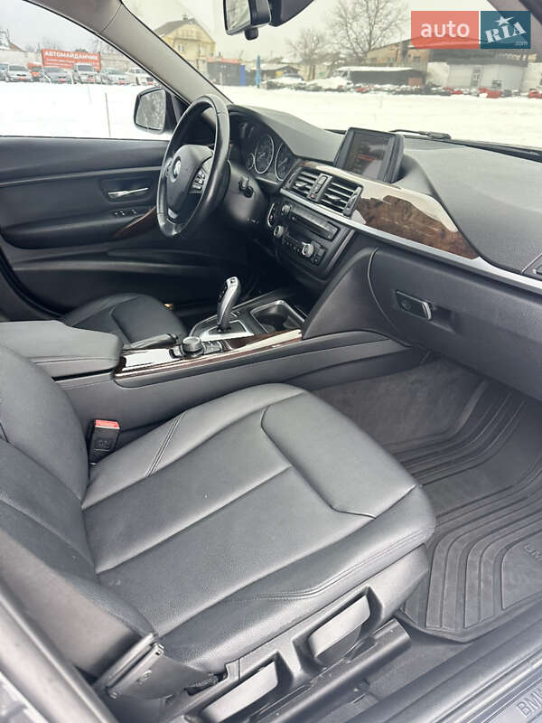 Седан BMW 3 Series 2014 в Умани