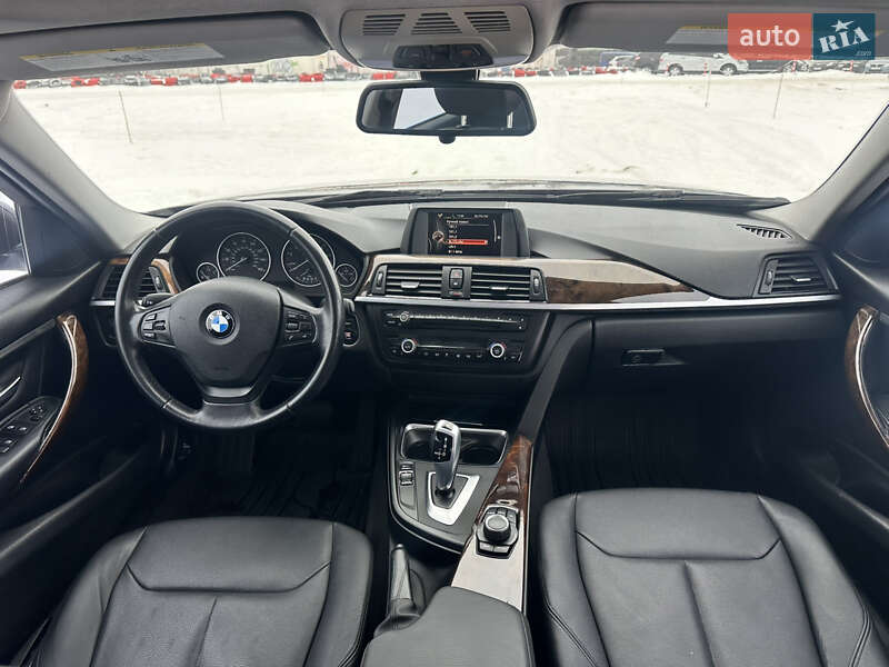 Седан BMW 3 Series 2014 в Умани