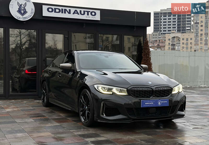 Седан BMW 3 Series 2019 в Киеве