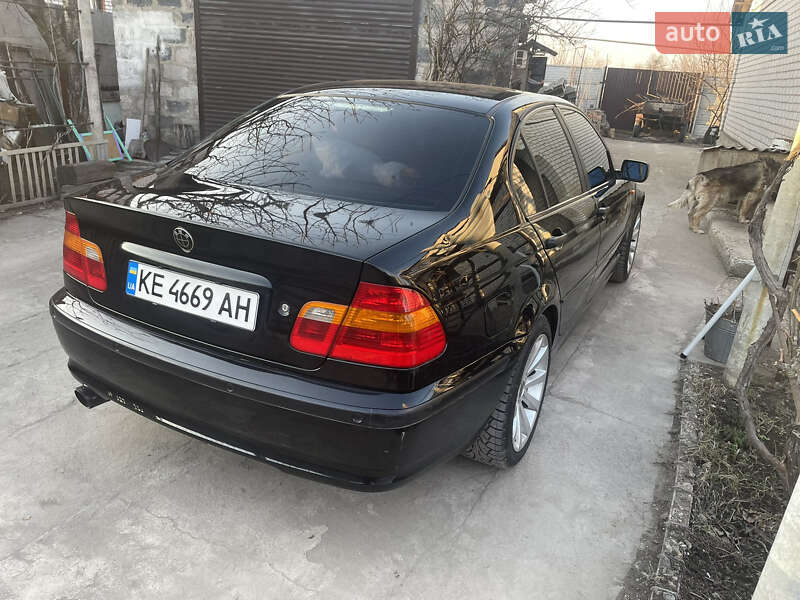 Седан BMW 3 Series 2002 в Кривом Роге