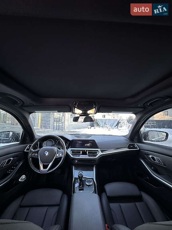 Седан BMW 3 Series 2021 в Виннице