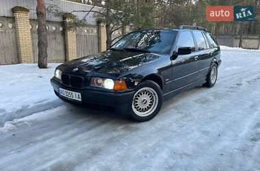 Універсал BMW 3 Series 1998 в Києві