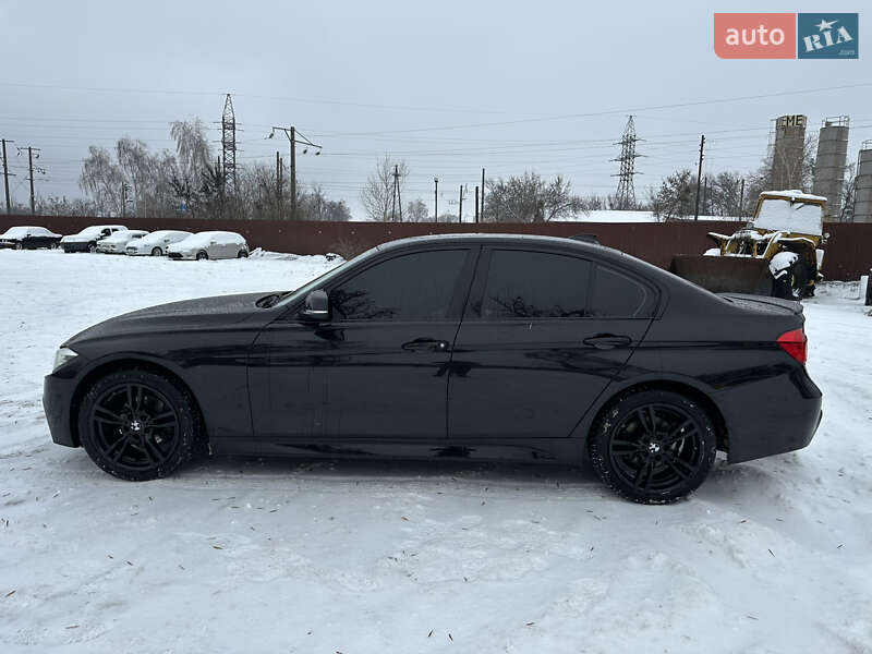 Седан BMW 3 Series 2017 в Полтаве