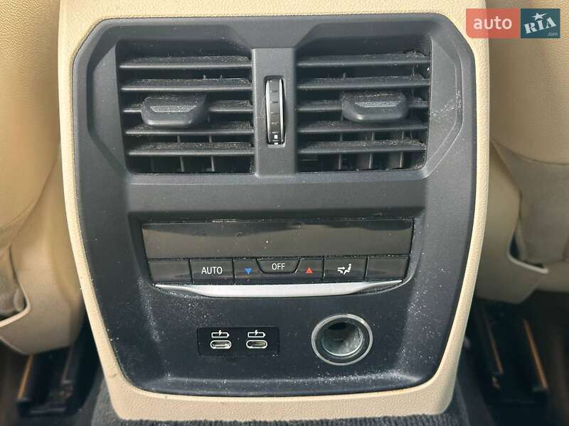 Седан BMW 3 Series 2019 в Луцке фото 24 Седан BMW 3 Series 2019 в Луцке