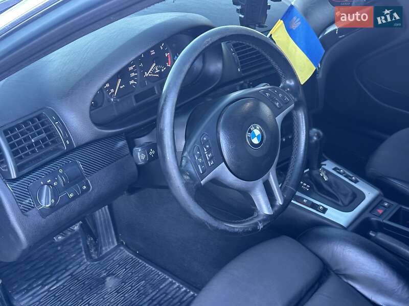 Седан BMW 3 Series 2002 в Николаеве