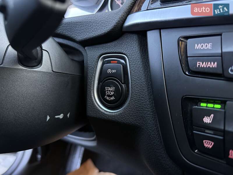 Седан BMW 3 Series 2015 в Львове