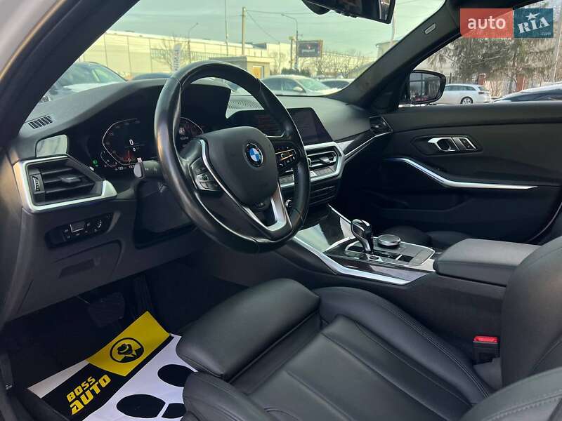 Седан BMW 3 Series 2019 в Ивано-Франковске
