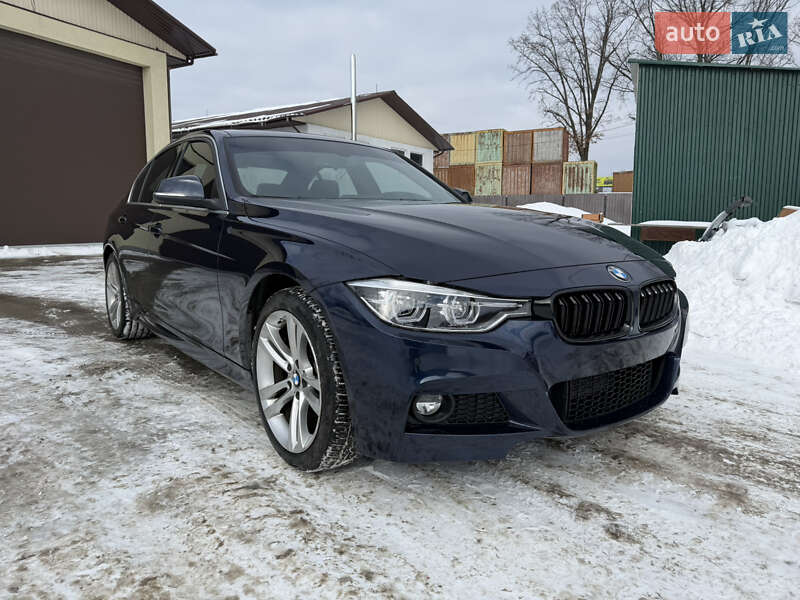 Седан BMW 3 Series 2017 в Киеве