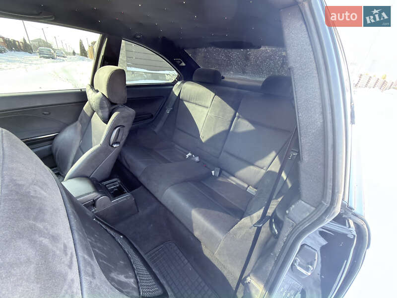 Купе BMW 3 Series 2002 в Теплодаре