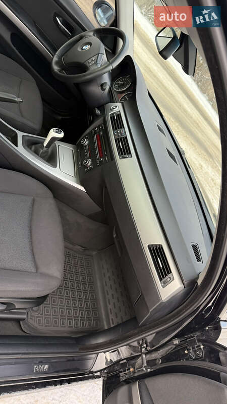 Универсал BMW 3 Series 2008 в Киеве