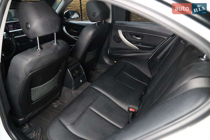 Седан BMW 3 Series 2013 в Луцке фото 31 Седан BMW 3 Series 2013 в Луцке