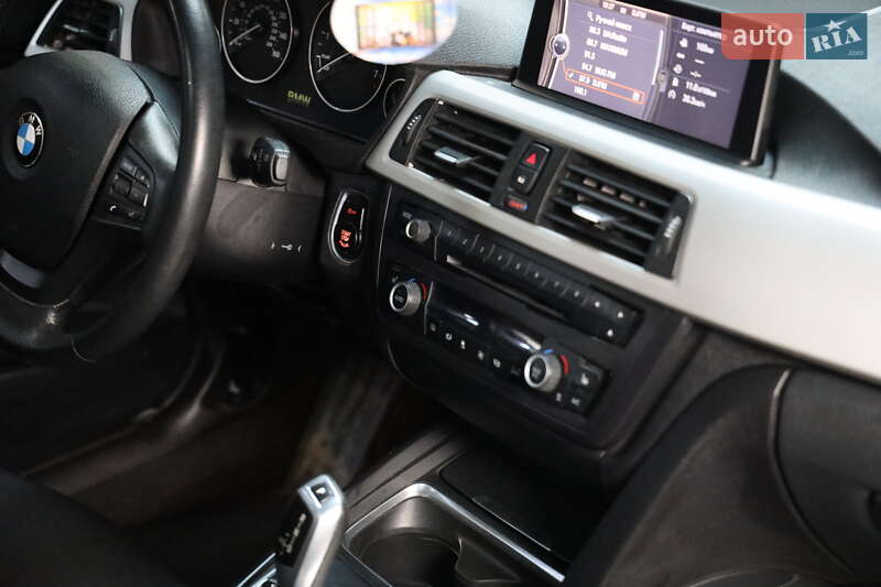 Седан BMW 3 Series 2013 в Луцке фото 43 Седан BMW 3 Series 2013 в Луцке