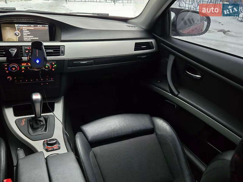 Купе BMW 3 Series 2012 в Киеве фото 23 Купе BMW 3 Series 2012 в Киеве