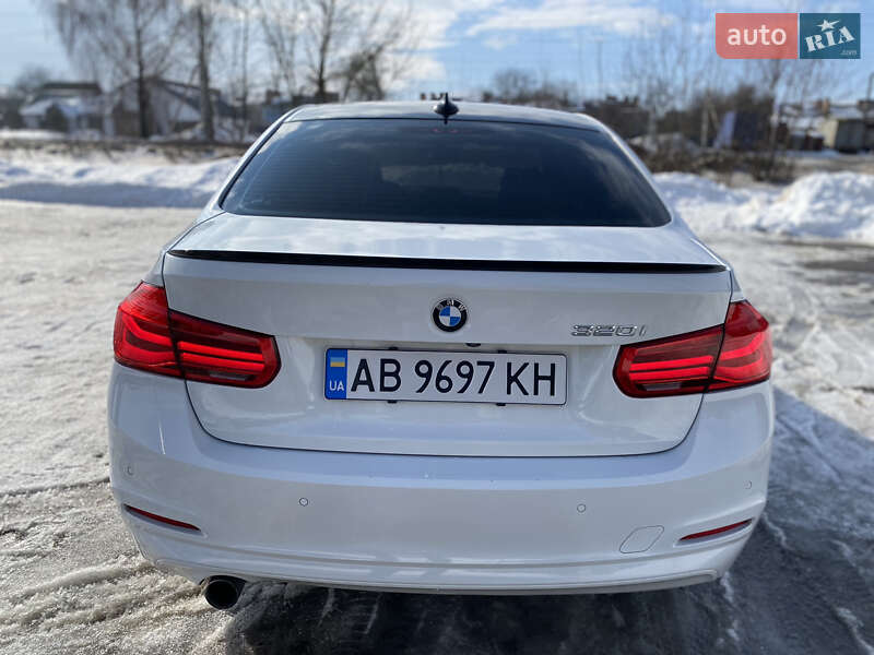 Седан BMW 3 Series 2017 в Житомире