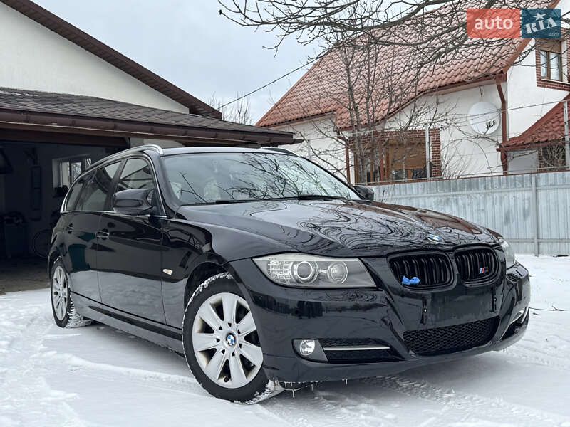 Универсал BMW 3 Series 2010 в Глыбокой