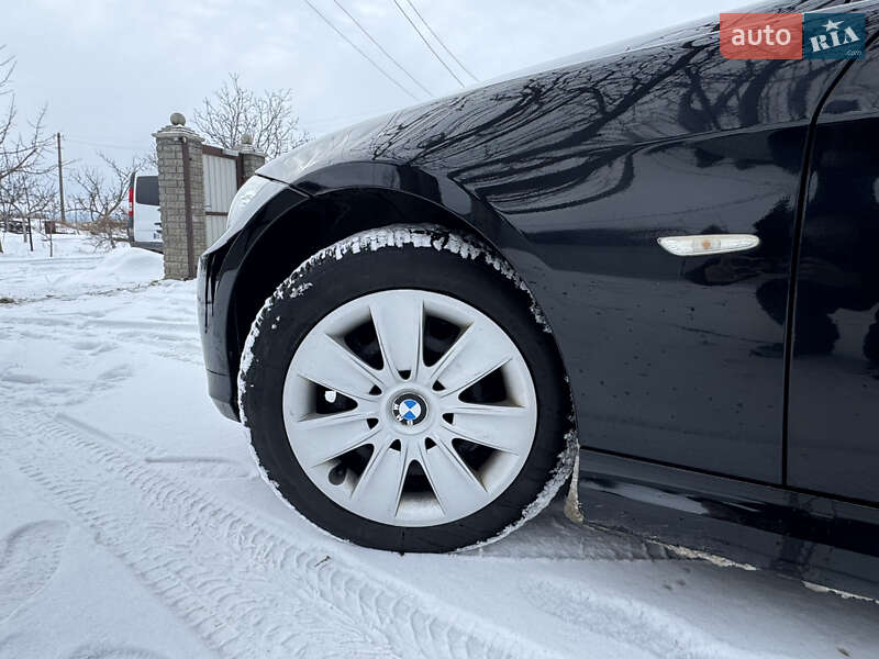 Универсал BMW 3 Series 2010 в Глыбокой