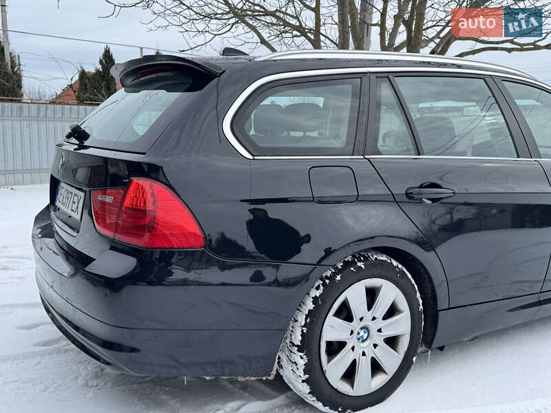 Универсал BMW 3 Series 2010 в Глыбокой