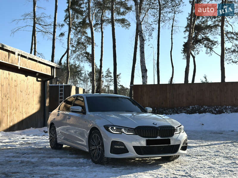 Седан BMW 3 Series 2022 в Киеве