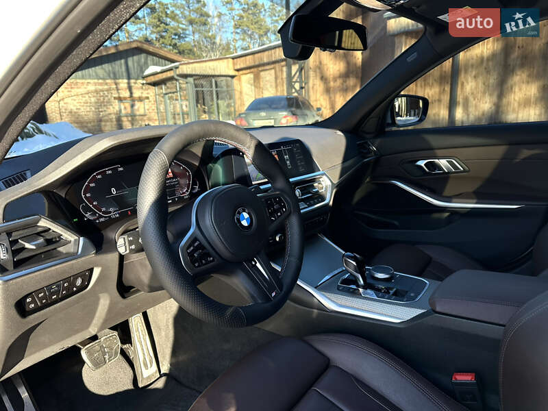 Седан BMW 3 Series 2022 в Киеве