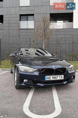 Седан BMW 3 Series 2014 в Дніпрі