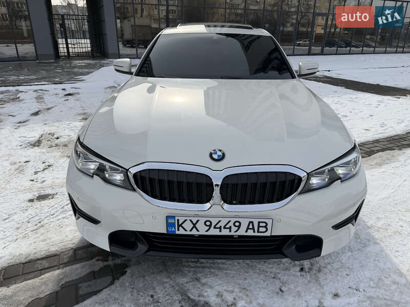 Седан BMW 3 Series 2019 в Днепре