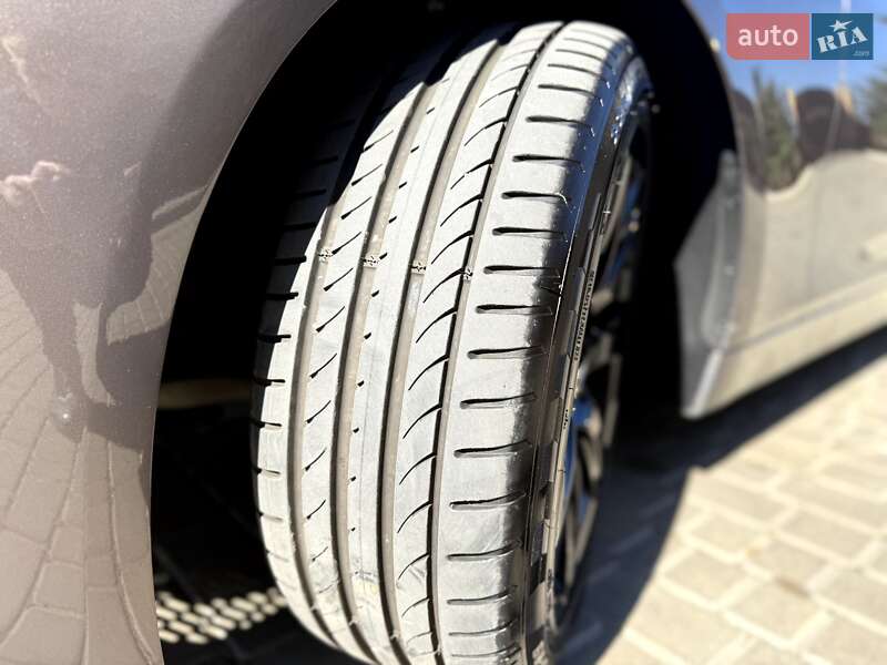 Седан BMW 3 Series 2014 в Чорноморську