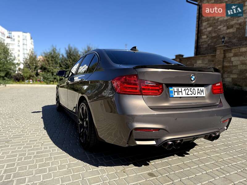 Седан BMW 3 Series 2014 в Чорноморську