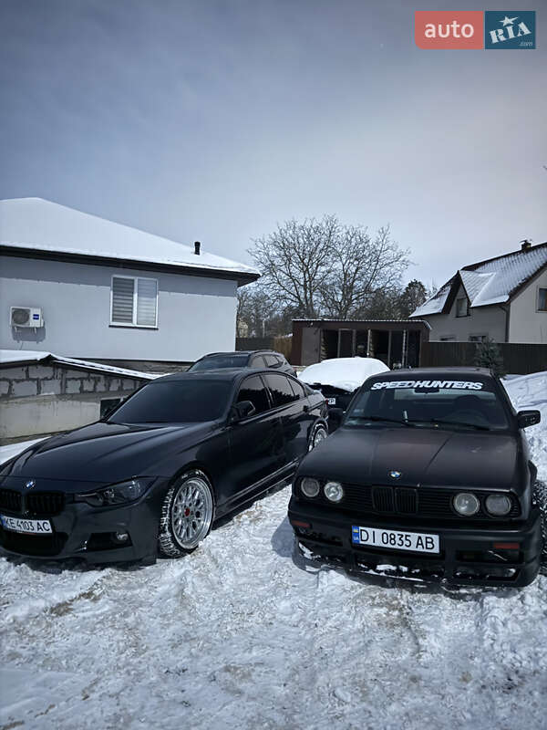 Седан BMW 3 Series 1985 в Киеве