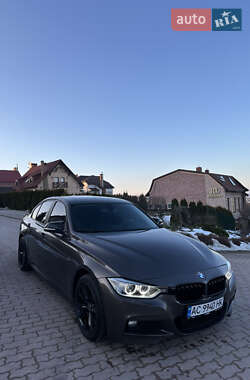 Седан BMW 3 Series 2013 в Черновцах