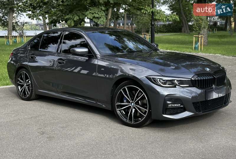Седан BMW 3 Series 2022 в Одессе