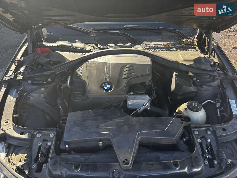 Седан BMW 3 Series 2015 в Стрые