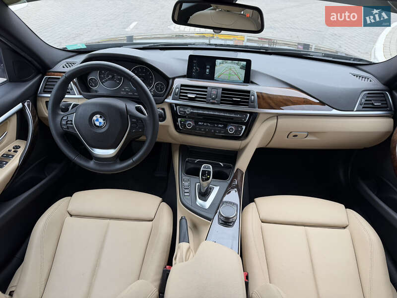 Седан BMW 3 Series 2017 в Одессе