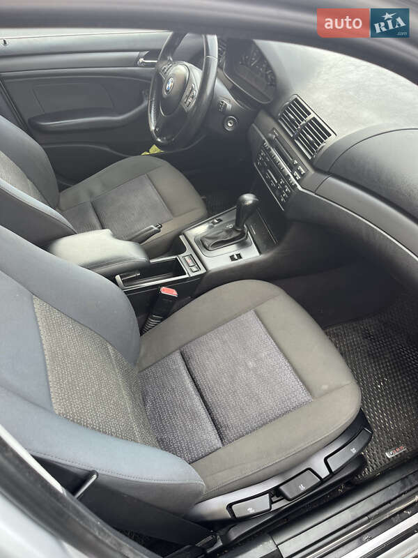 Седан BMW 3 Series 2003 в Киеве