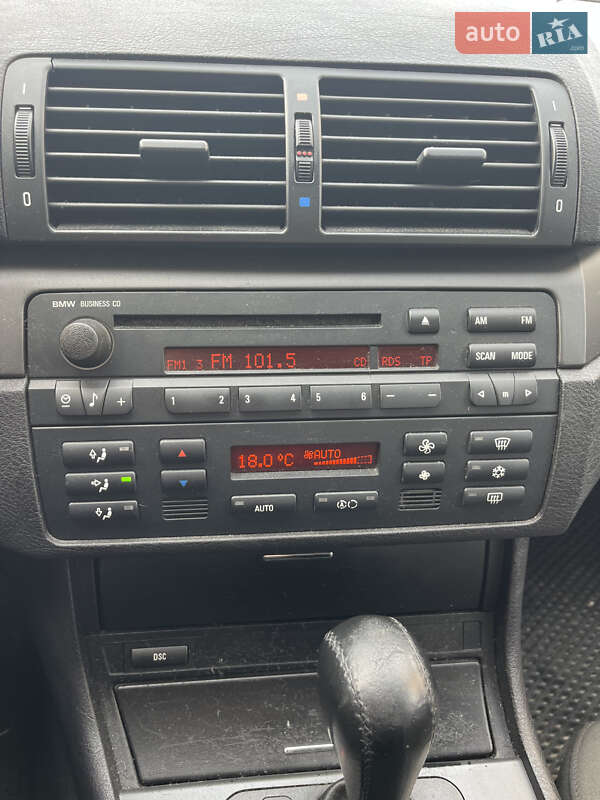 Седан BMW 3 Series 2003 в Киеве