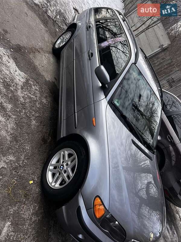 Универсал BMW 3 Series 2003 в Софиевской Борщаговке