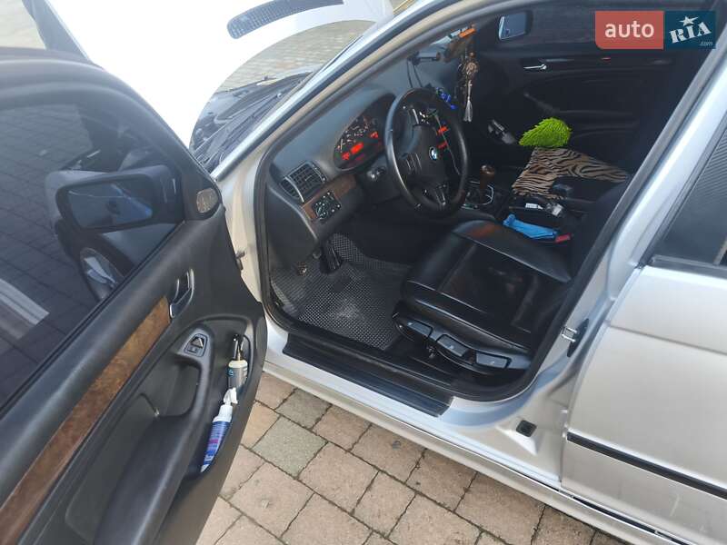 Седан BMW 3 Series 1998 в Яремче фото 6 Седан BMW 3 Series 1998 в Яремче