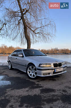 Седан BMW 3 Series 1996 в Ровно