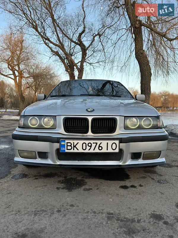 BMW 3 Series 1996 VIN WBACA91040JF25604 фото оголошення 7 з 49