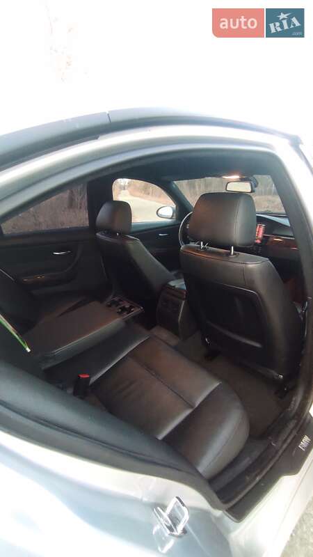 Седан BMW 3 Series 2005 в Дымере