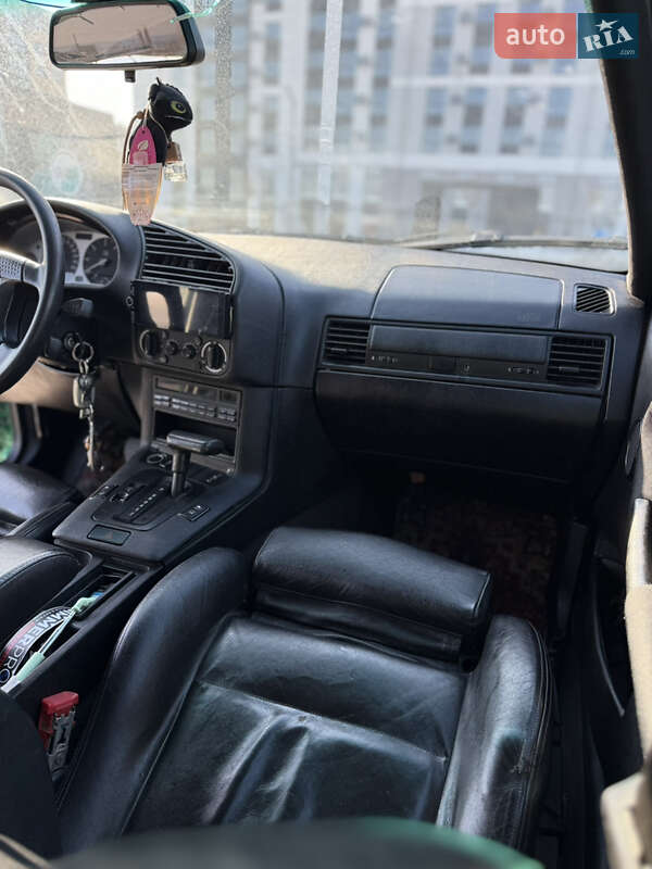Седан BMW 3 Series 1994 в Ровно