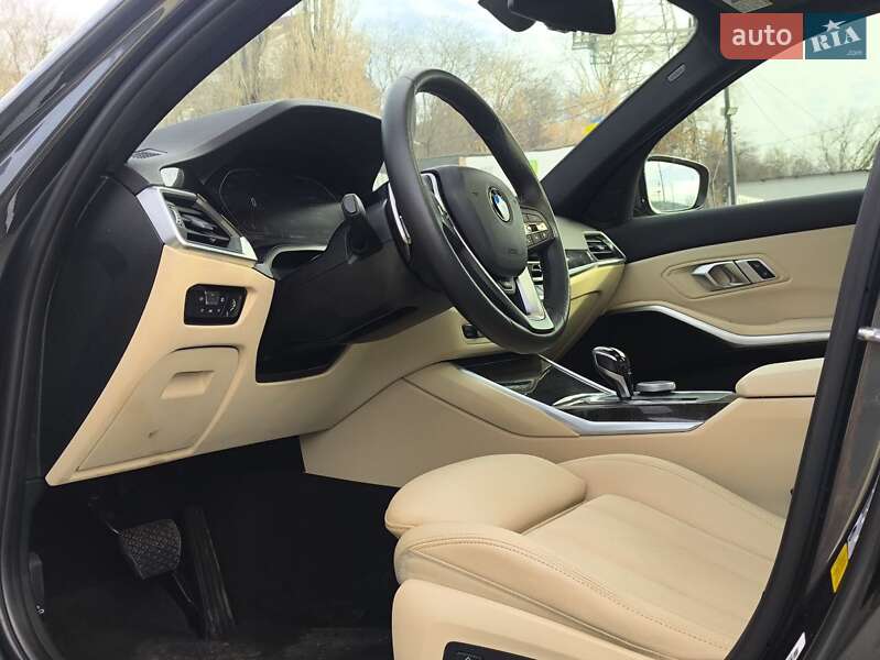 Седан BMW 3 Series 2019 в Киеве фото 19 Седан BMW 3 Series 2019 в Киеве