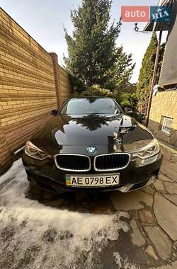 Седан BMW 3 Series 2013 в Днепре